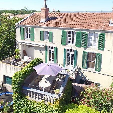 Maison De Maitre A Bram # Jacuzzi 외부 사진